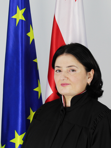 დარინა აბულაძე